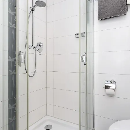 Comforts Near Seaside Charm * Sellin (Rugen)