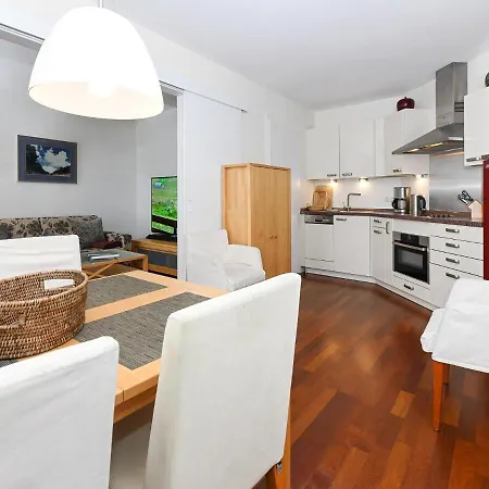 Appartement Comforts Near Seaside Charm Sellin (Rugen)