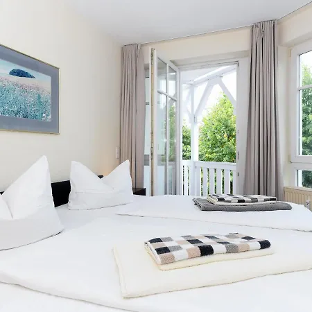 Comforts Near Seaside Charm Sellin (Rugen)