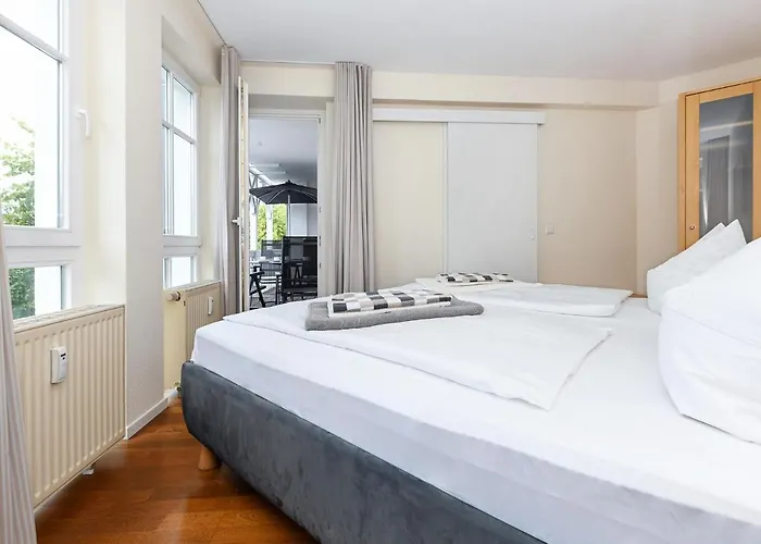 شقة Comforts Near Seaside Charm Sellin (Rugen)