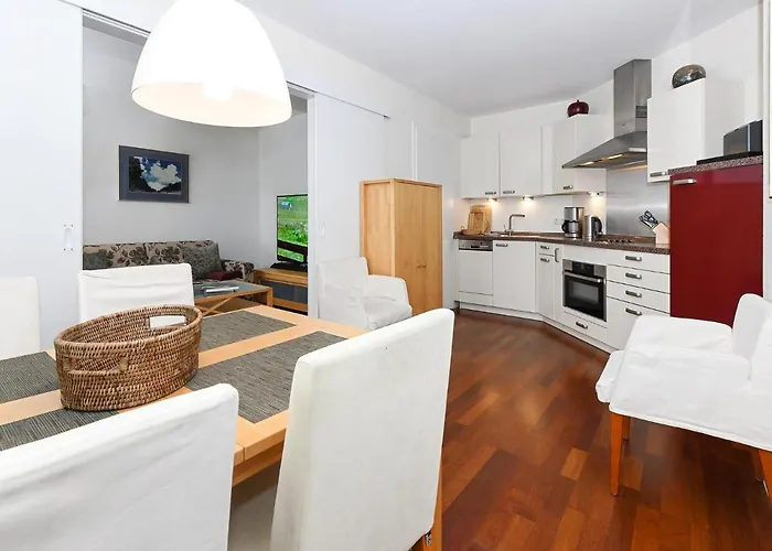 شقة Comforts Near Seaside Charm Sellin (Rugen)