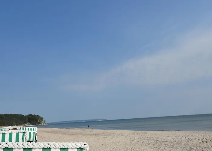 شقة Comforts Near Seaside Charm Sellin (Rugen)